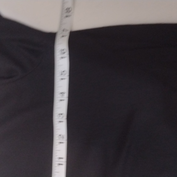 Banana Republic black shirt that ties in the front size medium - Picture 5 of 5